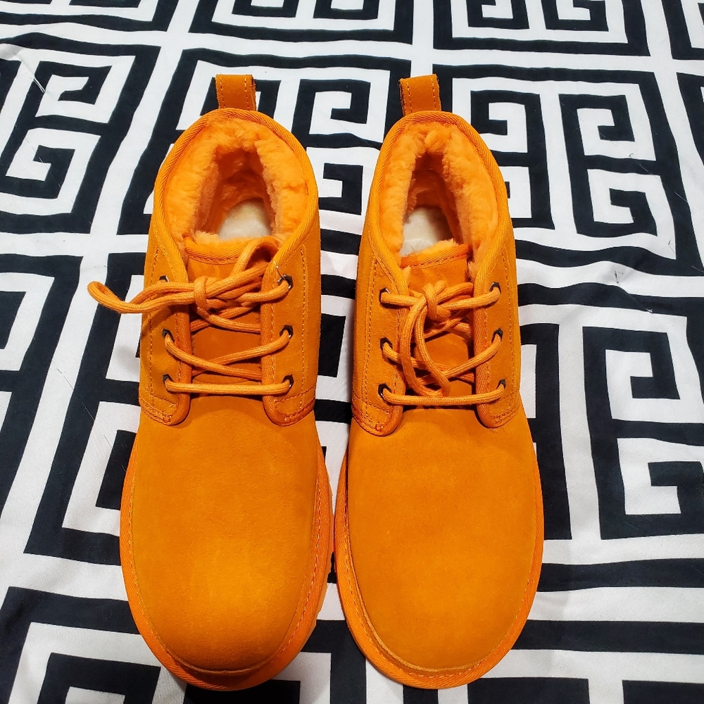 Ugg